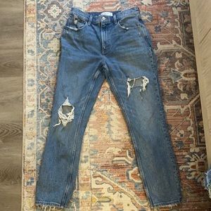 Abercrombie Mom Jeans size 6 Long